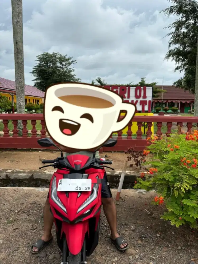 VARIO 125CC MERAH DOB