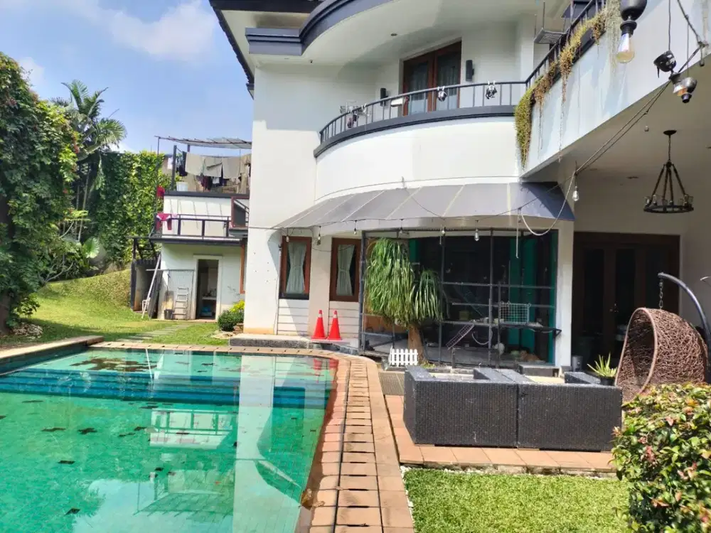 Dijual Rumah Cantik di Lokasi Strategis di Intan Cilandak