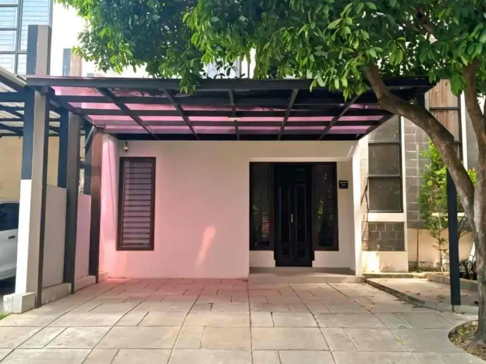 Rumah cantik rapi terawat dalam cluster Discovery Bintaro sektor 9