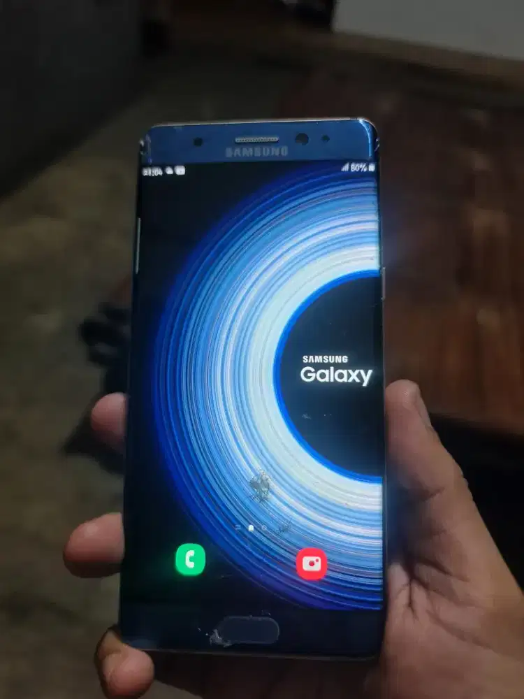 Samsung Note FE SEIN 4/64 ORI bawaan.
Spen ORI bawaan