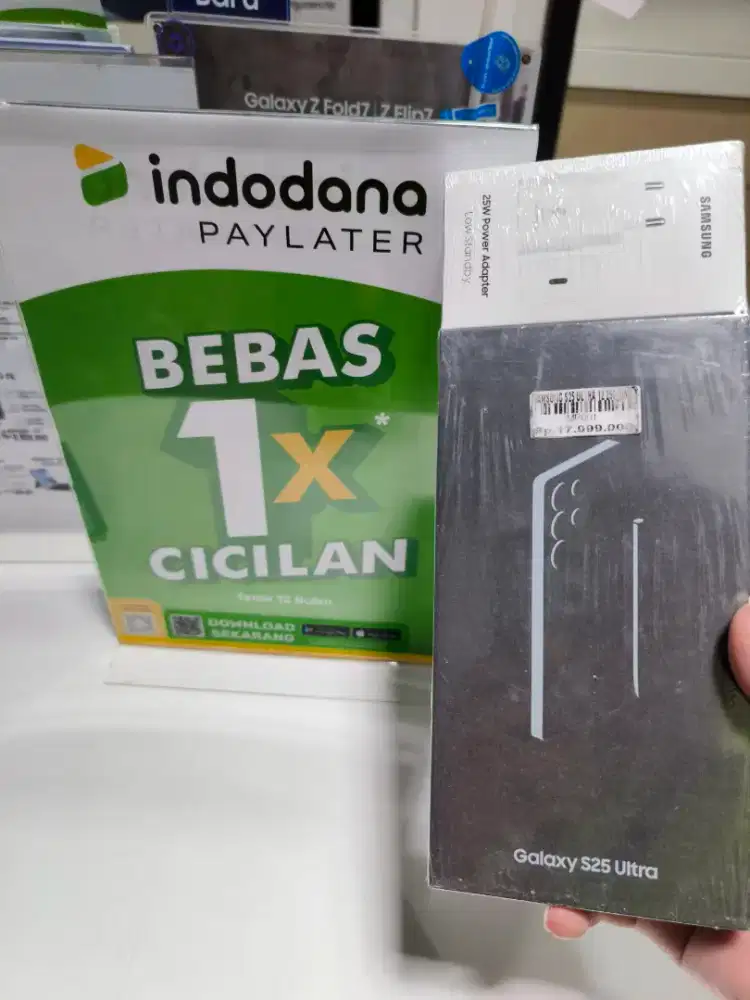 Samsung Galaxy s25 ultra ready stok di toko Atlantis