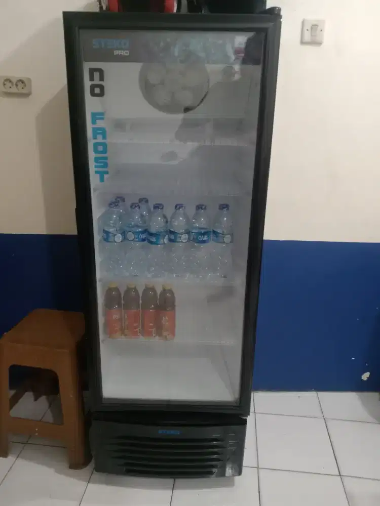 Dijual showcase steko 4Rak