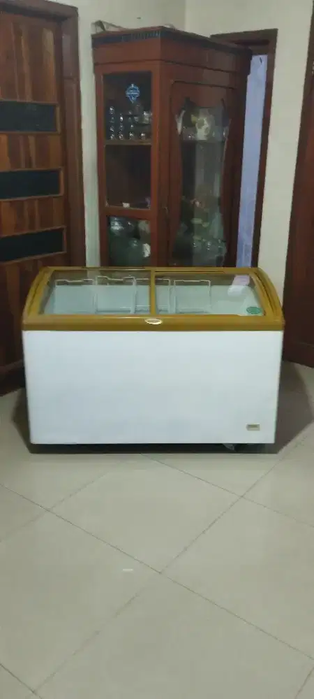 FREZZER KACA /SEBLAX/FROZZEN FOOD/ICE CREAM