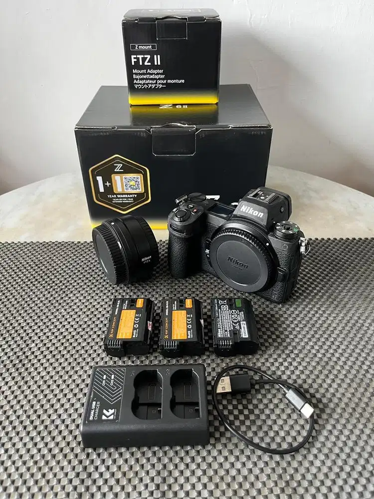 Nikon Z6 II + FTZ II + baterai Garansi Panjang istimewa