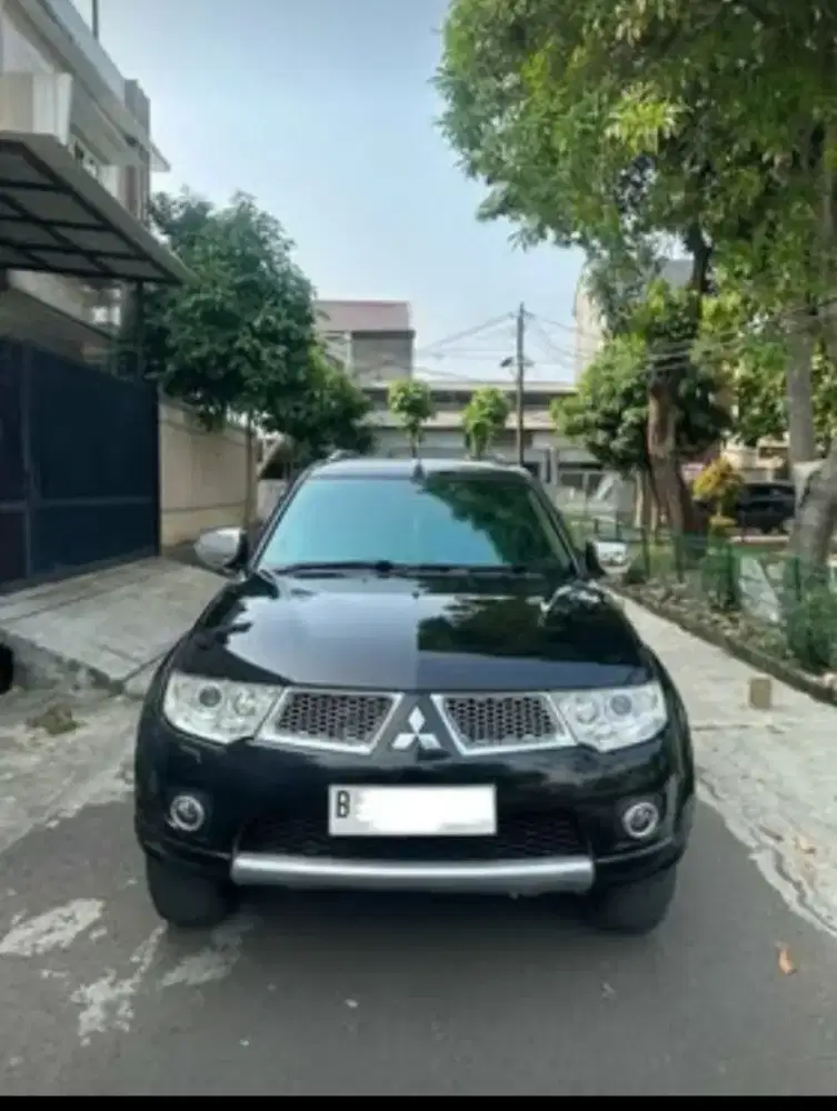 Mitsubishi Pajero Sport 2012 Dakar full ORI Rawatan mobil bekas murah