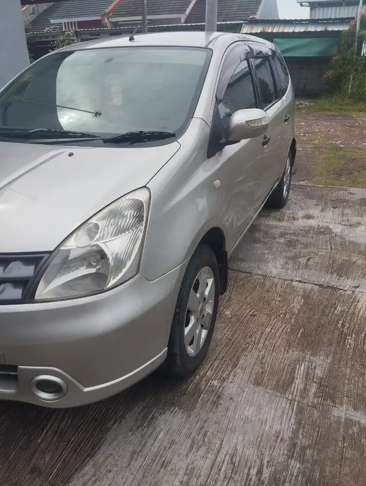 Nissan Grand livina 2007 Bensin