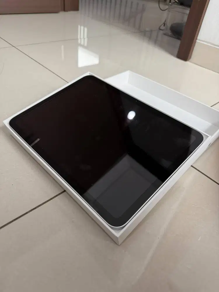 iPad 11 [128 GB] Very New hanya buka Box