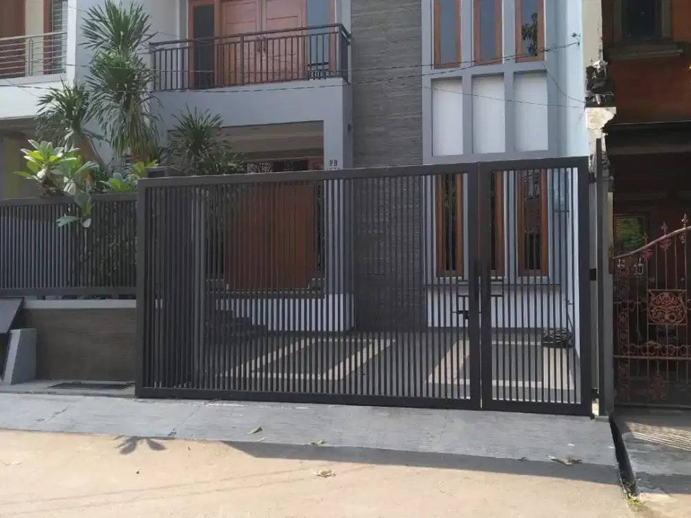 Hrg Menarik Rumah Minimalis Bagus Kelapa Nias Kelapa Gading 8x20 Strategis 2 Lantai Jl Lebar (3 Mobil)