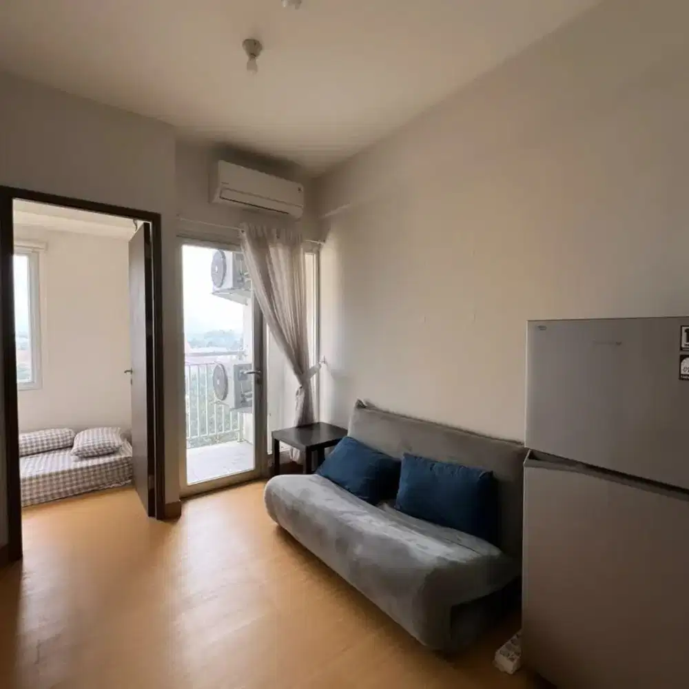 Apartemen dekat sekolah Interntl fully Furnished Emerald Bintaro