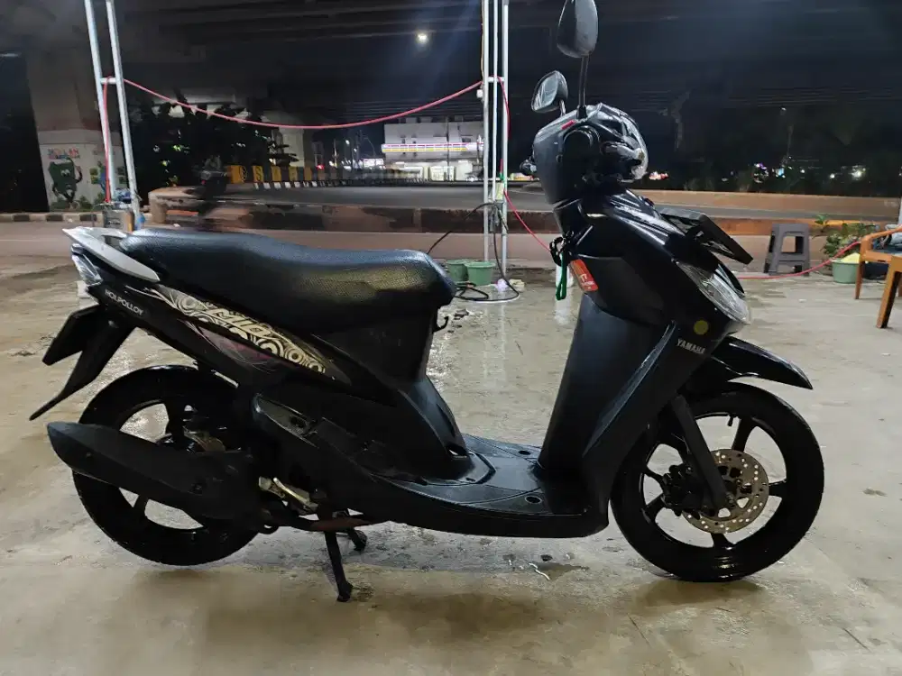 Mio Smile Warna Hitam