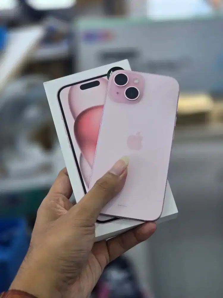 Iphone 15 128 GB Ibox Second mulus seperti baru