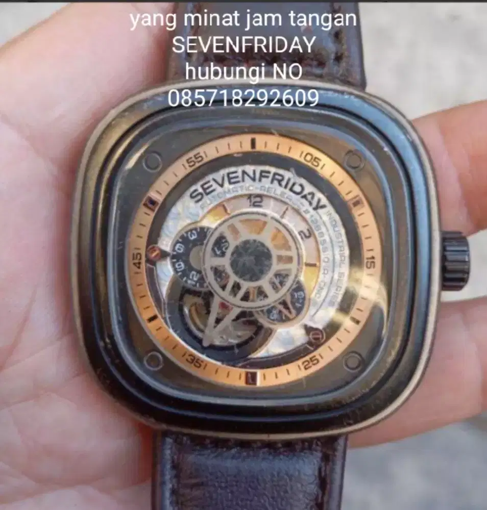 Jam tangan merek sevenpriday