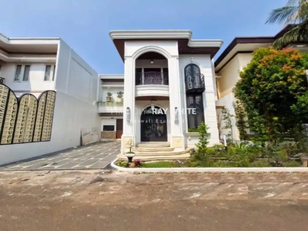 Rumah mewah dalam Town House di area Kebagusan Jagakarsa Jakarta Selatan