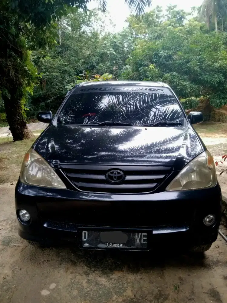 toyitq avanza  2005