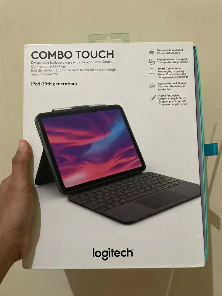 Logitech Combo Touch