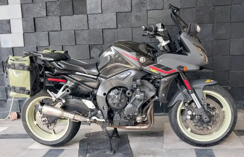 Yamaha Fazer FZ1S 2012, black, 4 cyl, sport touring