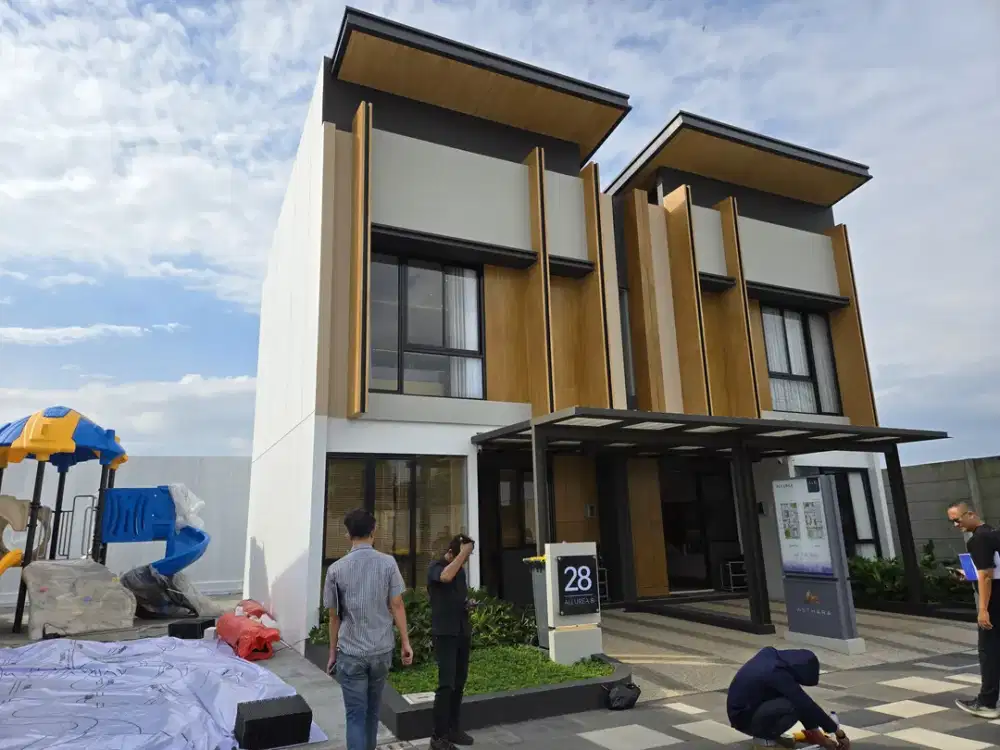 DIJUAL RUMAH 2 LANTAI DI JAKARTA BARAT DEKAT TOL DAN BANDARA STRATEGIS