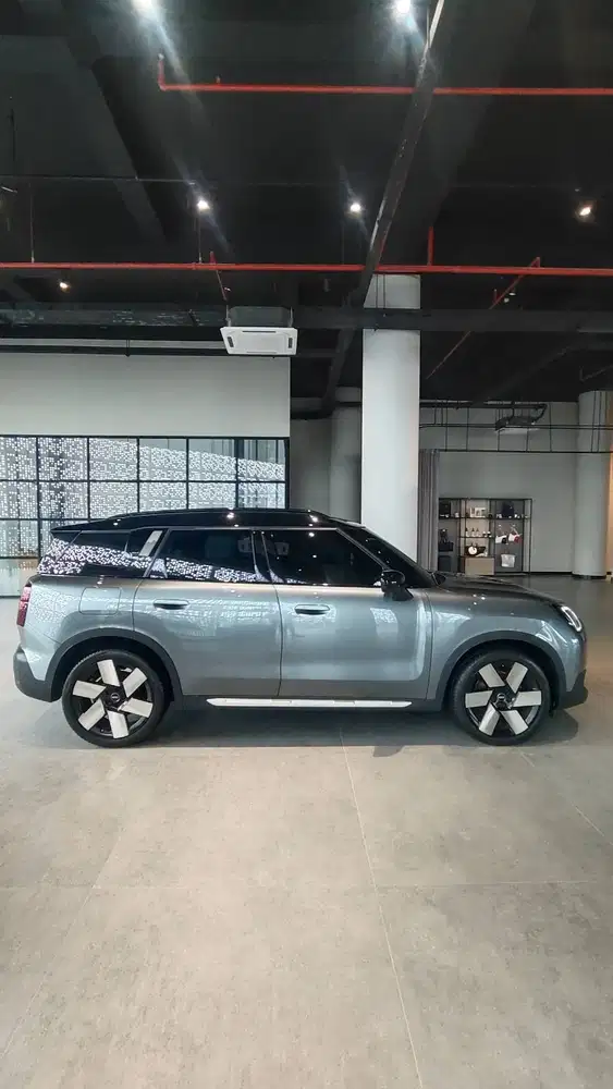 EX DIREKSI ALL NEW MINI COUNTRYMAN COOPER S (2024) LIMITED STOCK CBU