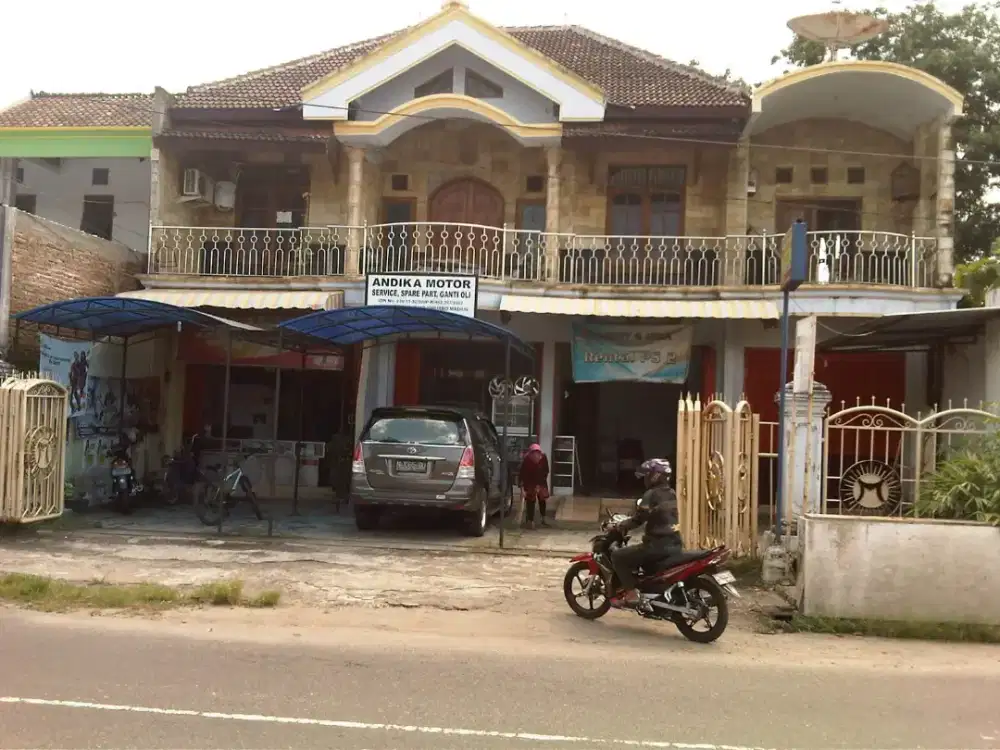 Jual murah 4 ruko lokasi pinggir jl raya