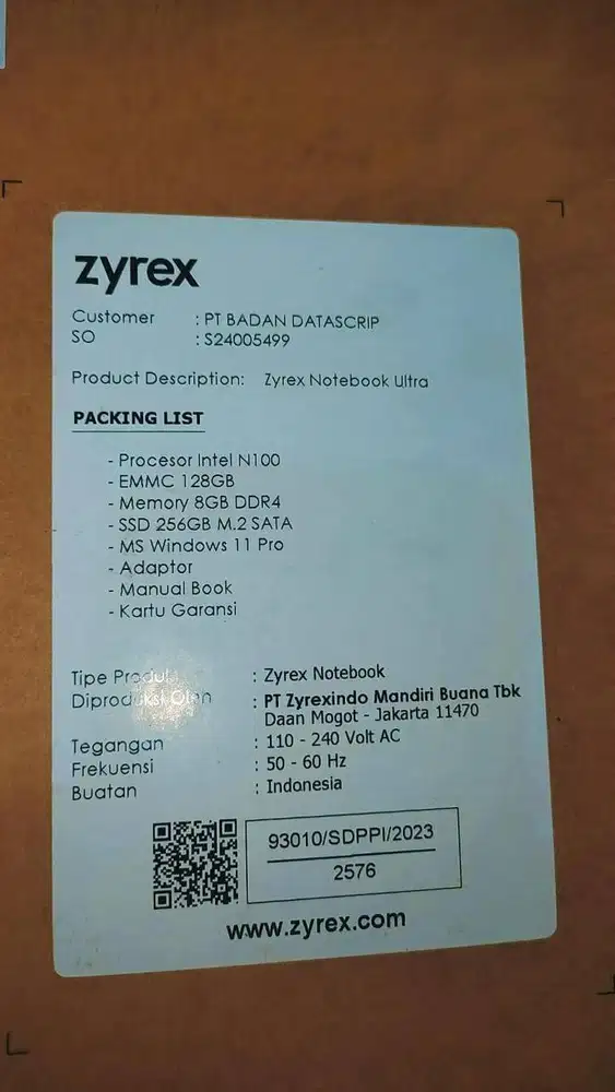 DIJUAL ZYREZ NOTEBOOK ULTRA 14 INCH  8GB HITAM