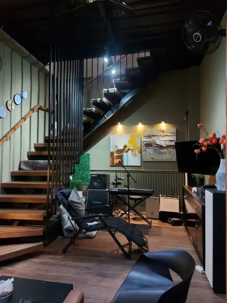 Rumah 3,5 lt pinggir jalan Bisa buat Usaha