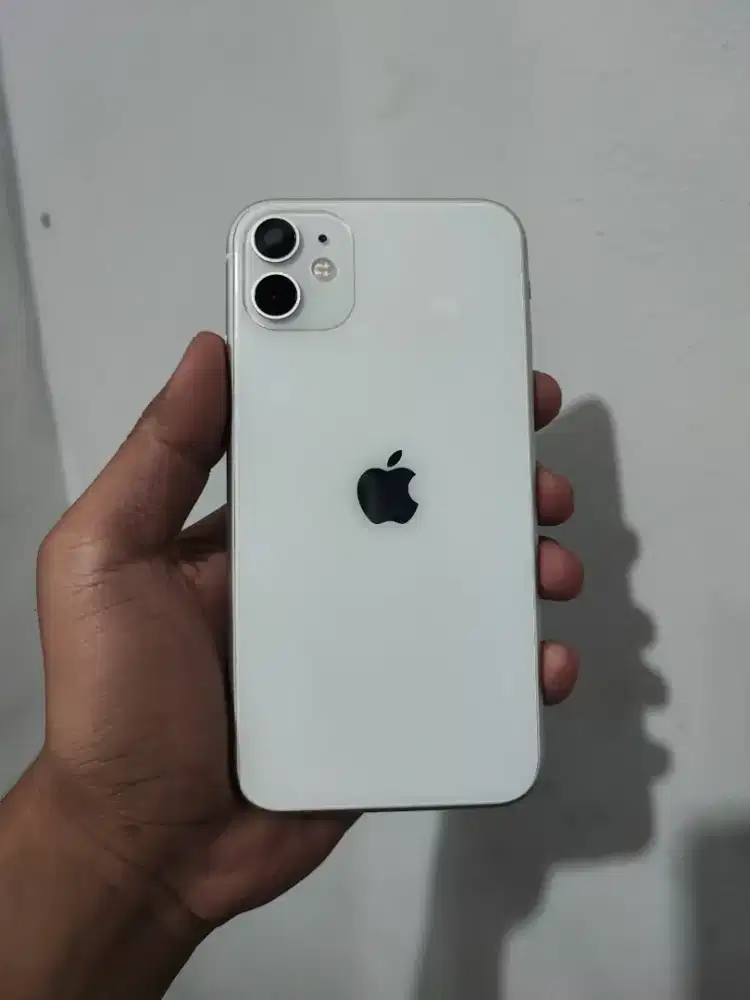 iPhone 11 128GB tri indosat