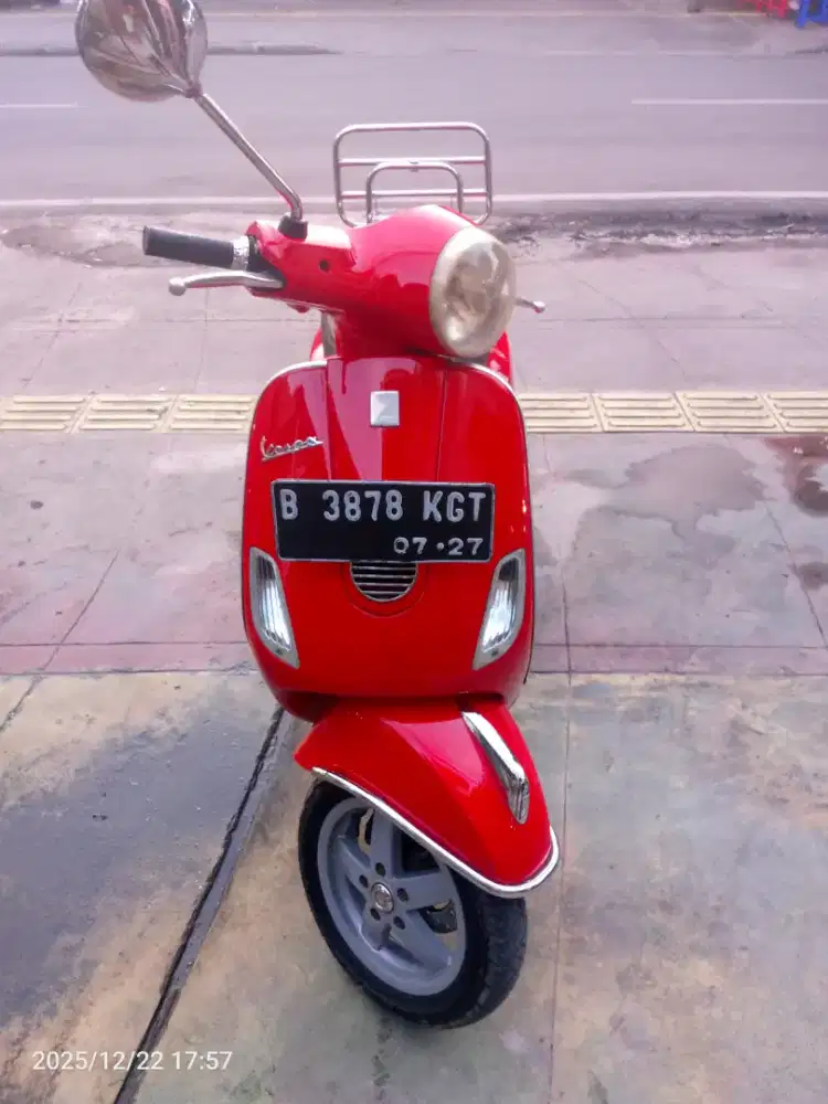 Vespa Piaggio LX 150
