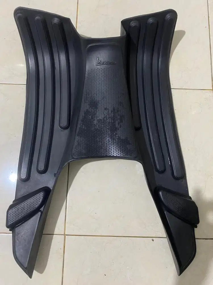 Dijual aja karpet motor vespa ori