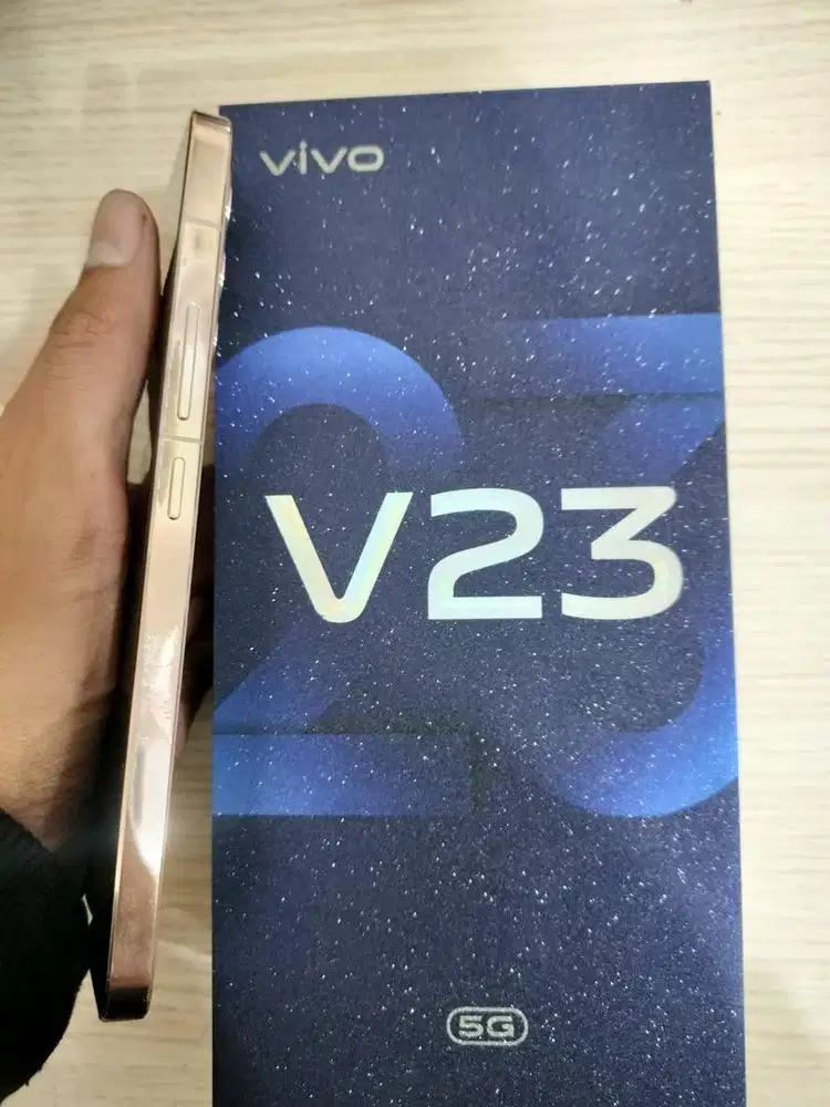 vivo v23 5g ram  8/128gb fullset