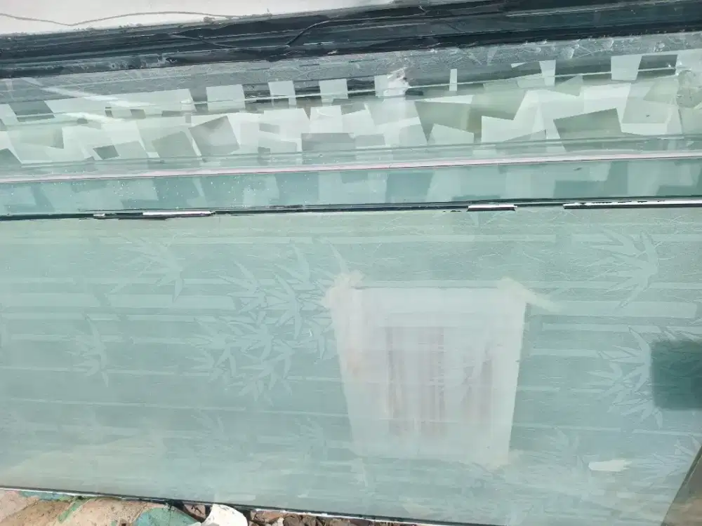 Di jual borongan kaca bekas layak pakai