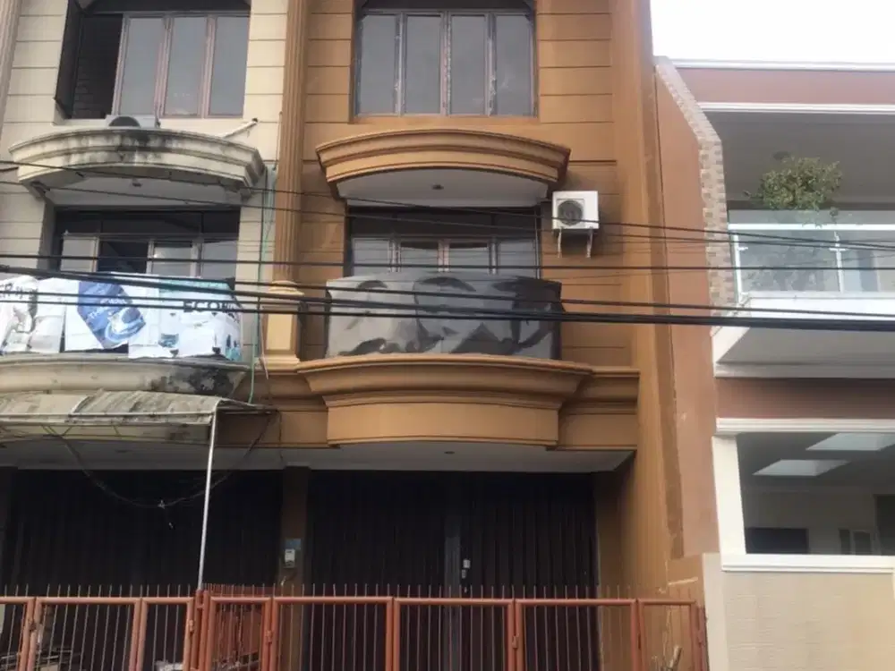 Ruko Mulyosari 3 Lantai Terawat