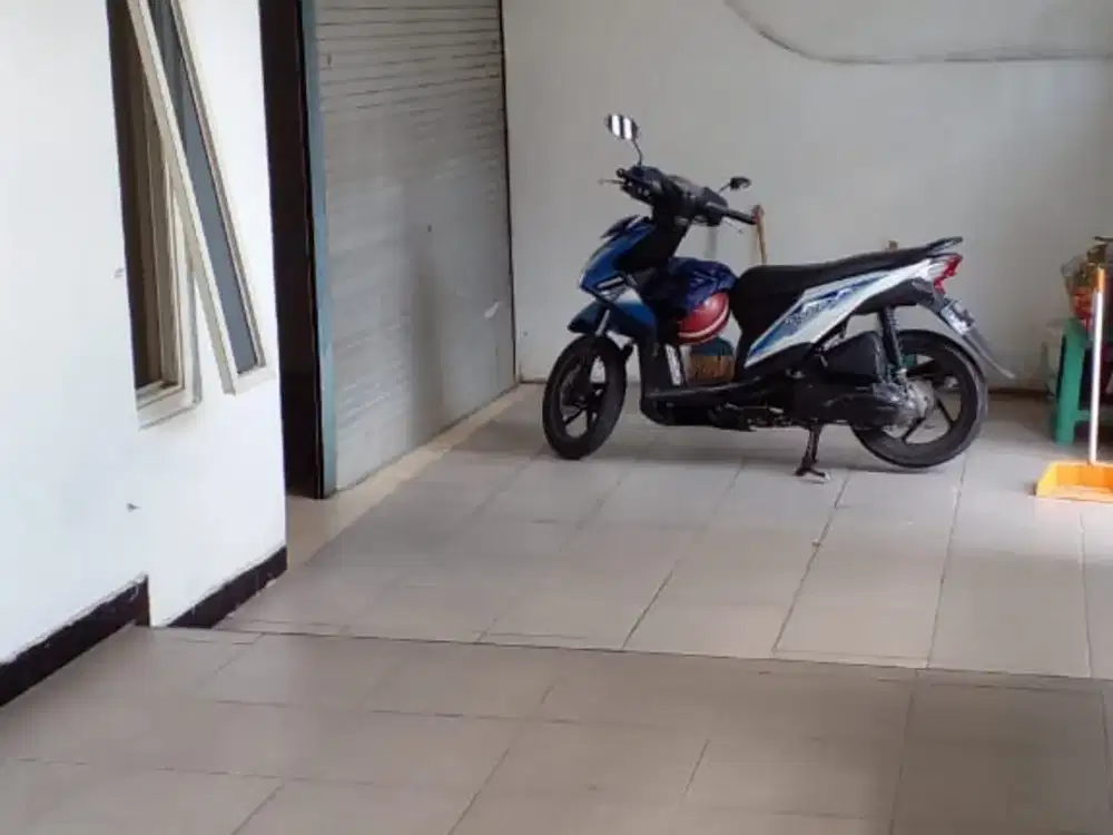 RUMAH 2 LANTAI MURAH. DEKAT RSUD, PSR LARANGAN. BISA UNTUK KOST AN