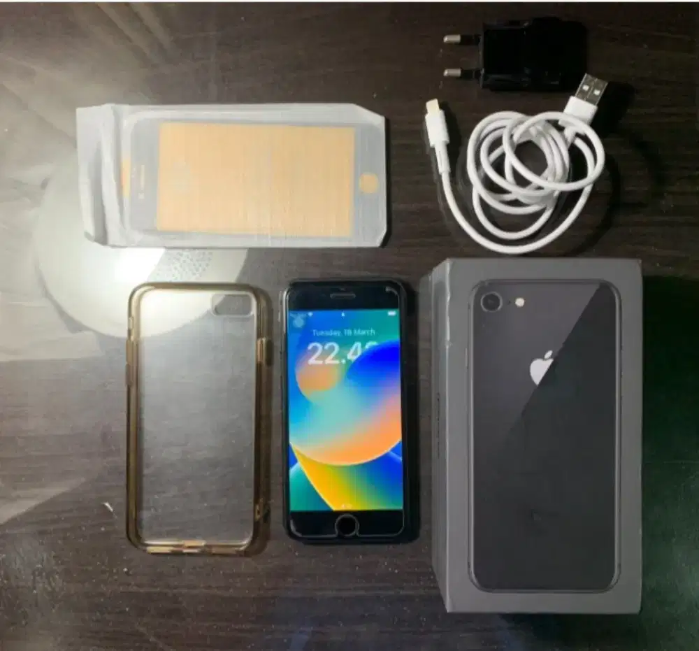 iphone 8 256 like new