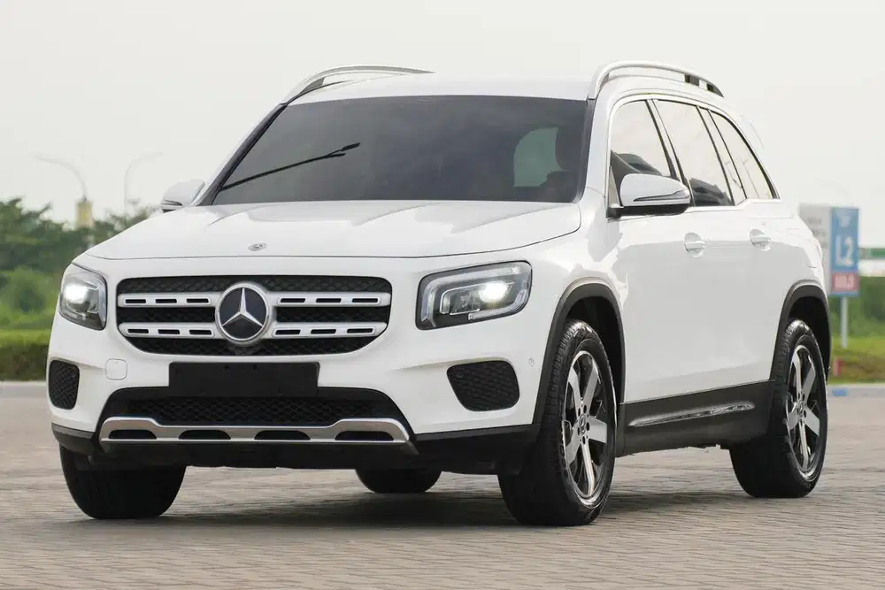 7 Seaters! Mercedes Benz GLB200 1.3 Progressive Line 2021 320i c200