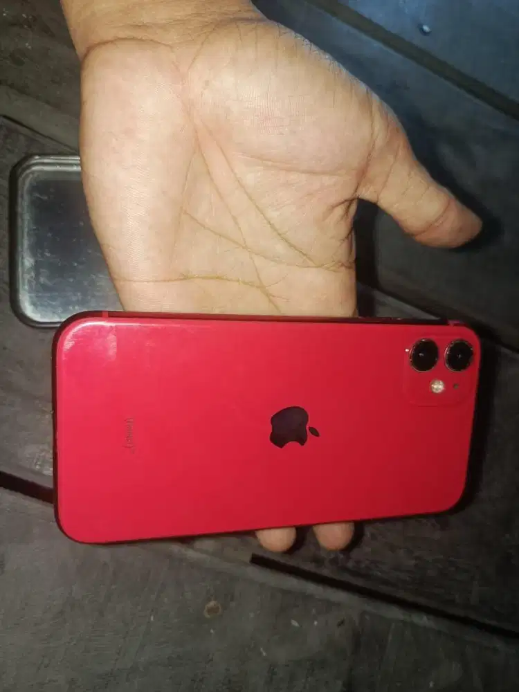 Iphone 11 ram 128 , BH baterai 81