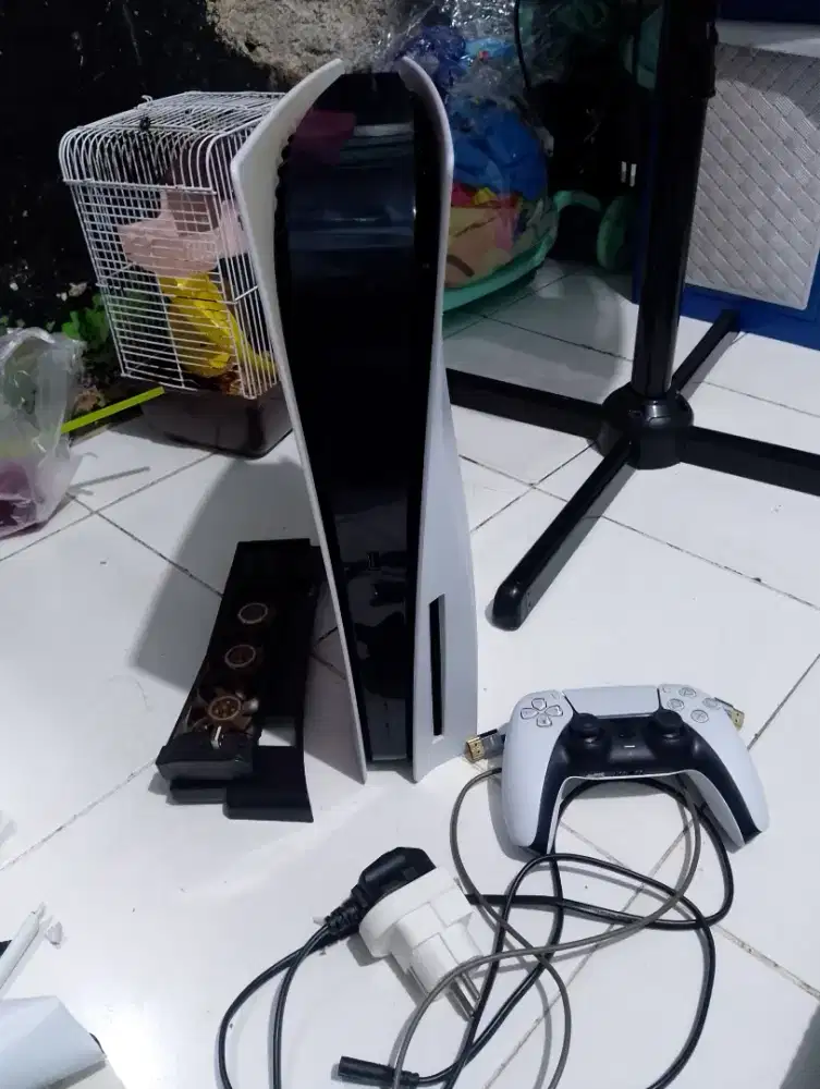 PS 5 kelengkapan di foto