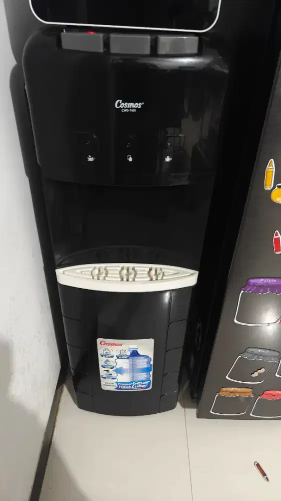 Dijual dispenser HOT COLD COSMOS air galon