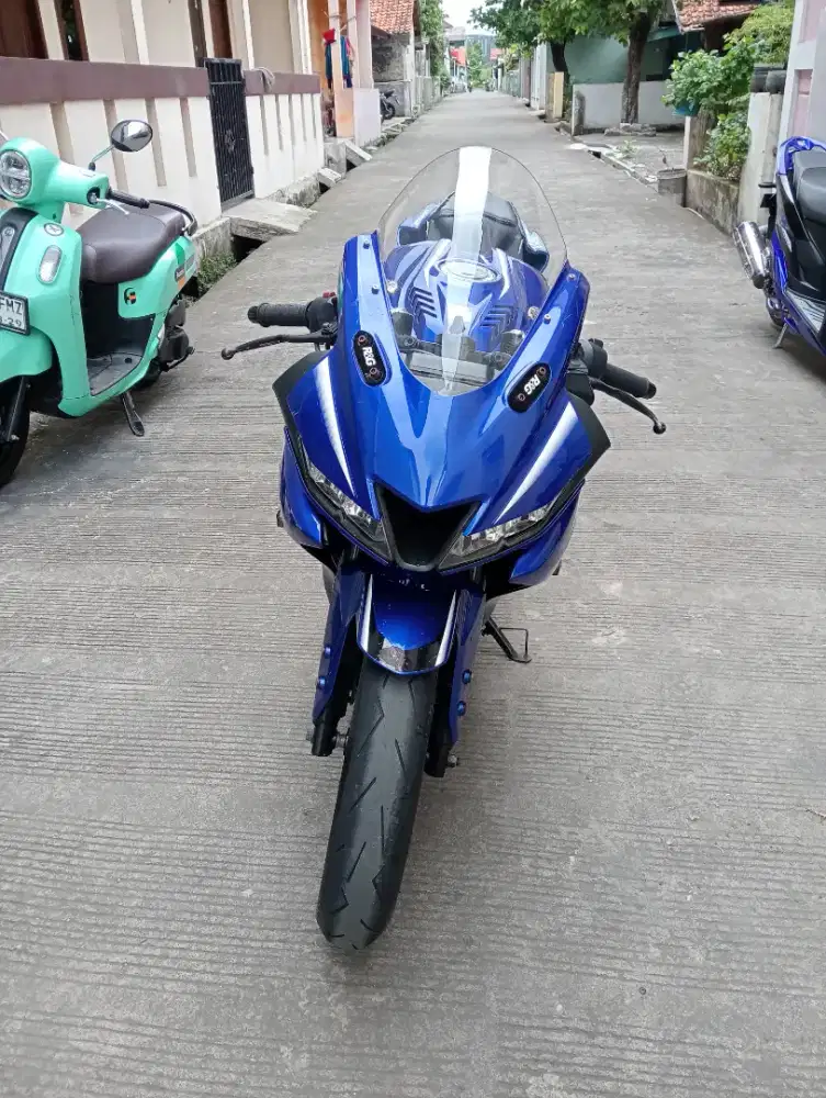 Yamaha R15 V3 tahun 2018 ss lengkap