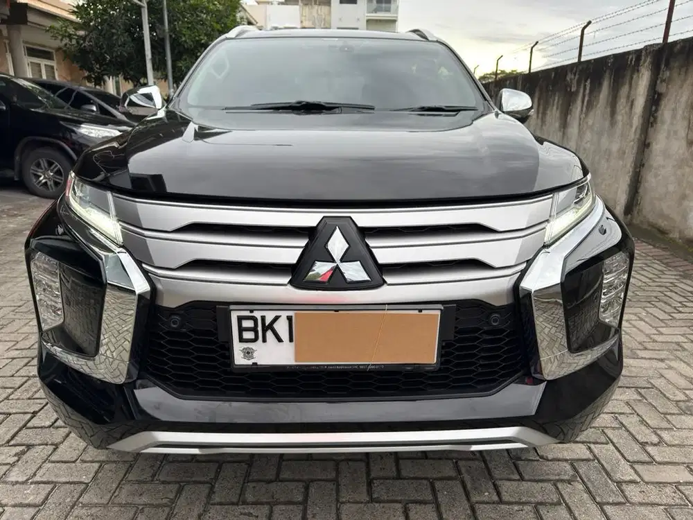 Pajero Dakar 2.5 Automatic 2023 Hitam