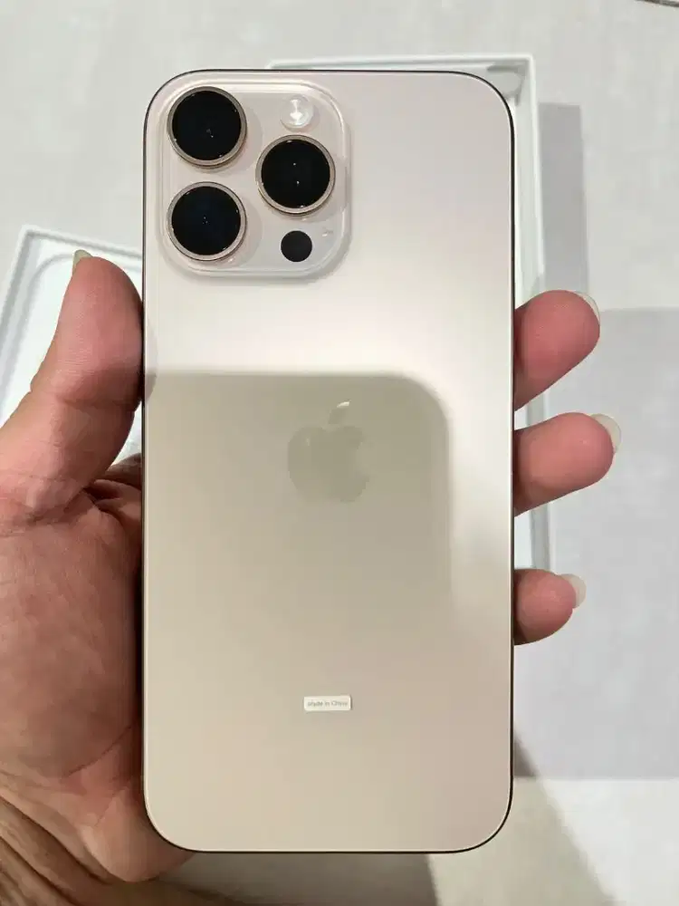 Forsale Iphone 16 Promax 256 GB dessert titanium garansi IBOX