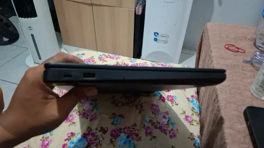 Dijual Laptop Dell Latitude 5491 i7 gen 8 Ram 16 gb ssd