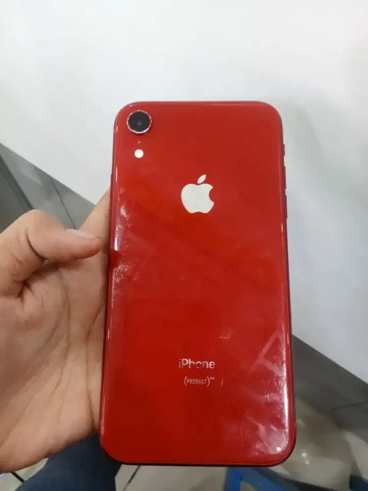 iPhone xr 64 ibox