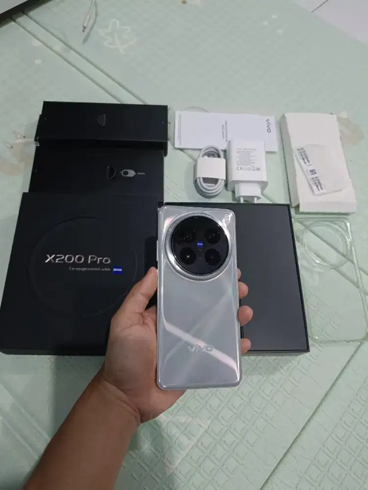 Vivo X200 Pro 5G Ram 16/512GB Fullset Ori Bawana Resmi