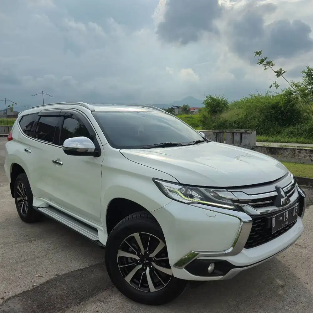 Pajero Sport Dakar Diesel Sunroof AT 2016