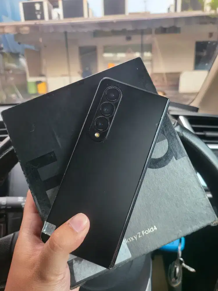 Samsung Galaxy Z Fold 4 12/512gb Sein