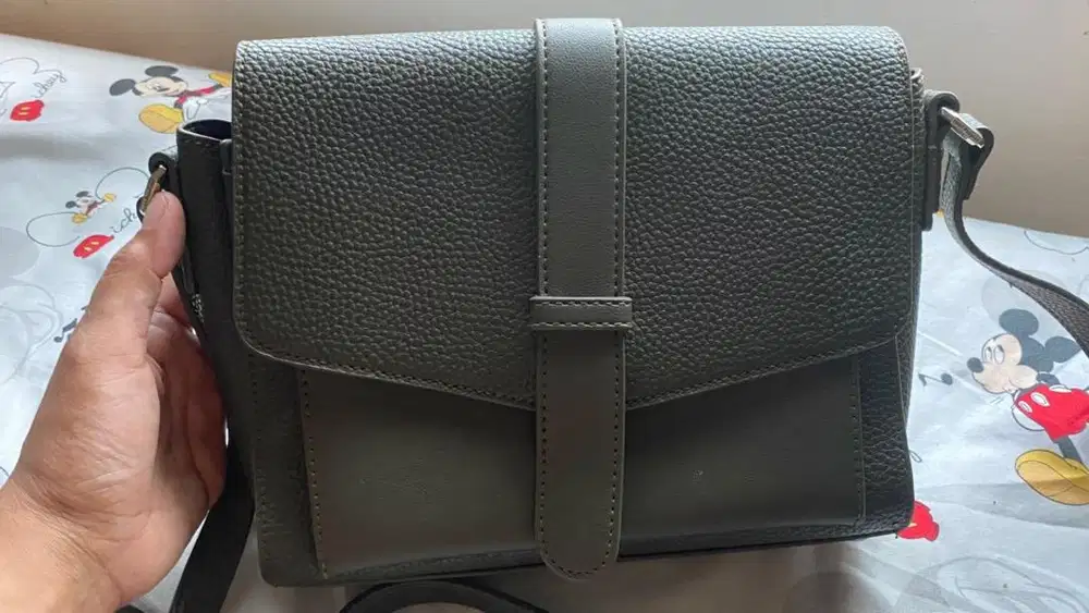 Tas Hush puppies hijau cakep