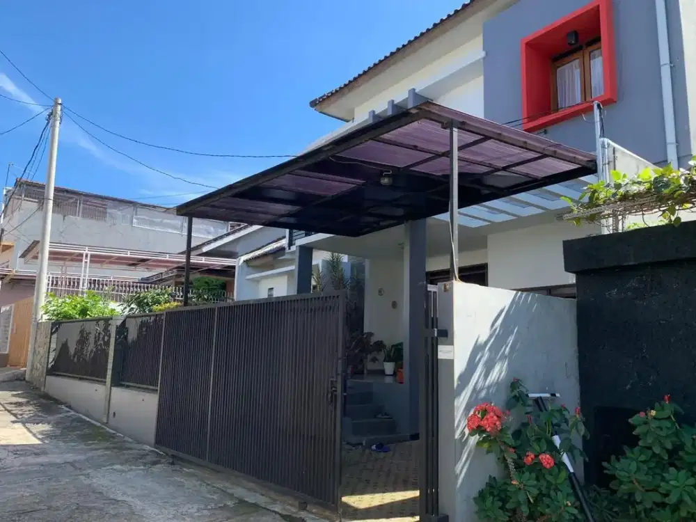 Rumah 2 Lantai Siap Huni Semi Furnished di Ciwaruga Dekat gegerkalong kpad Polban Kab bandung