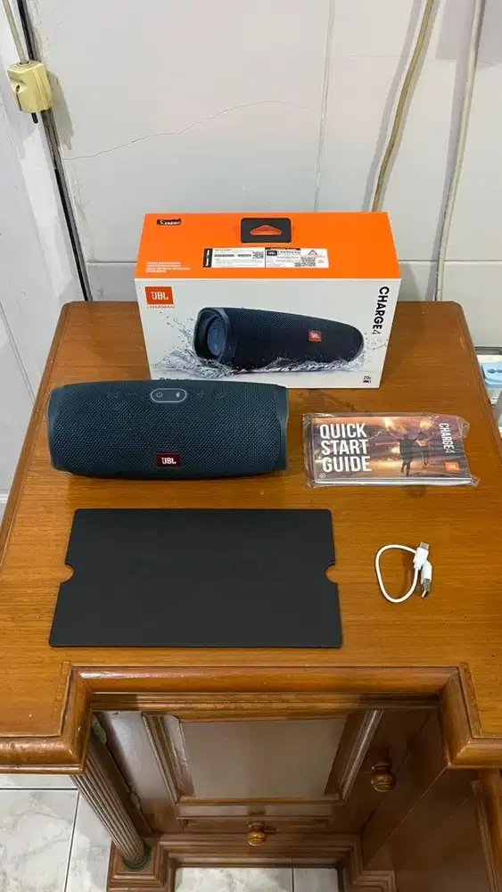 JBL Charge 4 Original Fullset