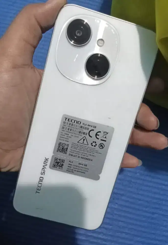 Tecno spark go1 4+4/64