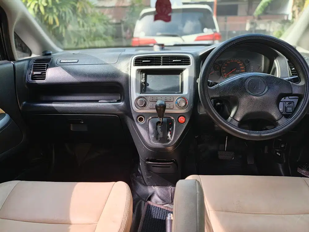 Honda Stream 2005 Bensin